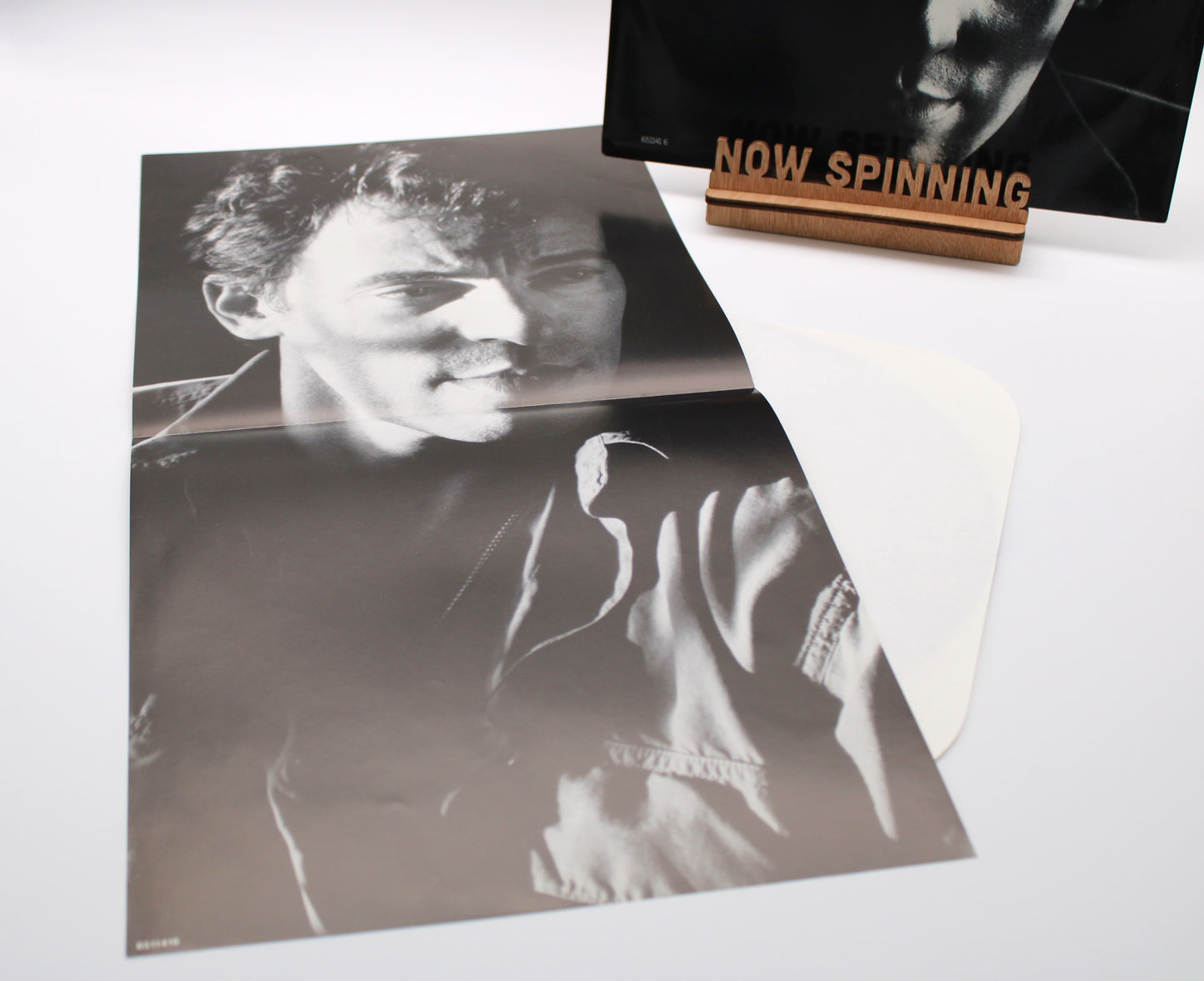 Bruce Springsteen Brilliant Disguise 12" Vinyl with Poster - Limited Edition as new