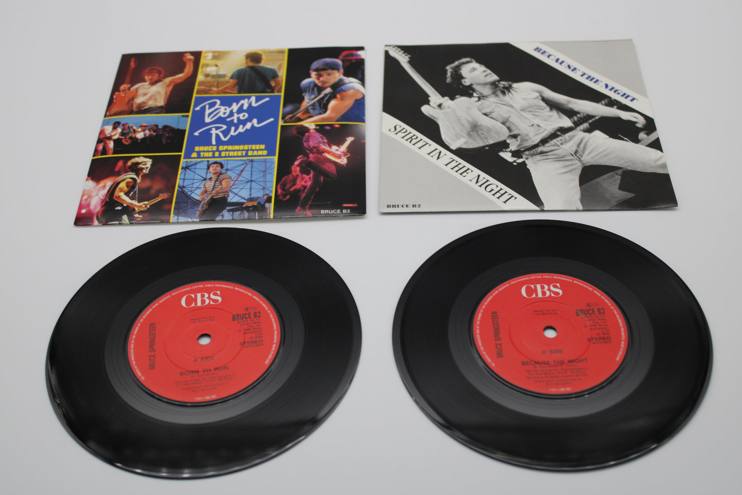 Bruce Springsteen Born to Run Collectible Box 45 records + picture sleeves - Import Vinyl